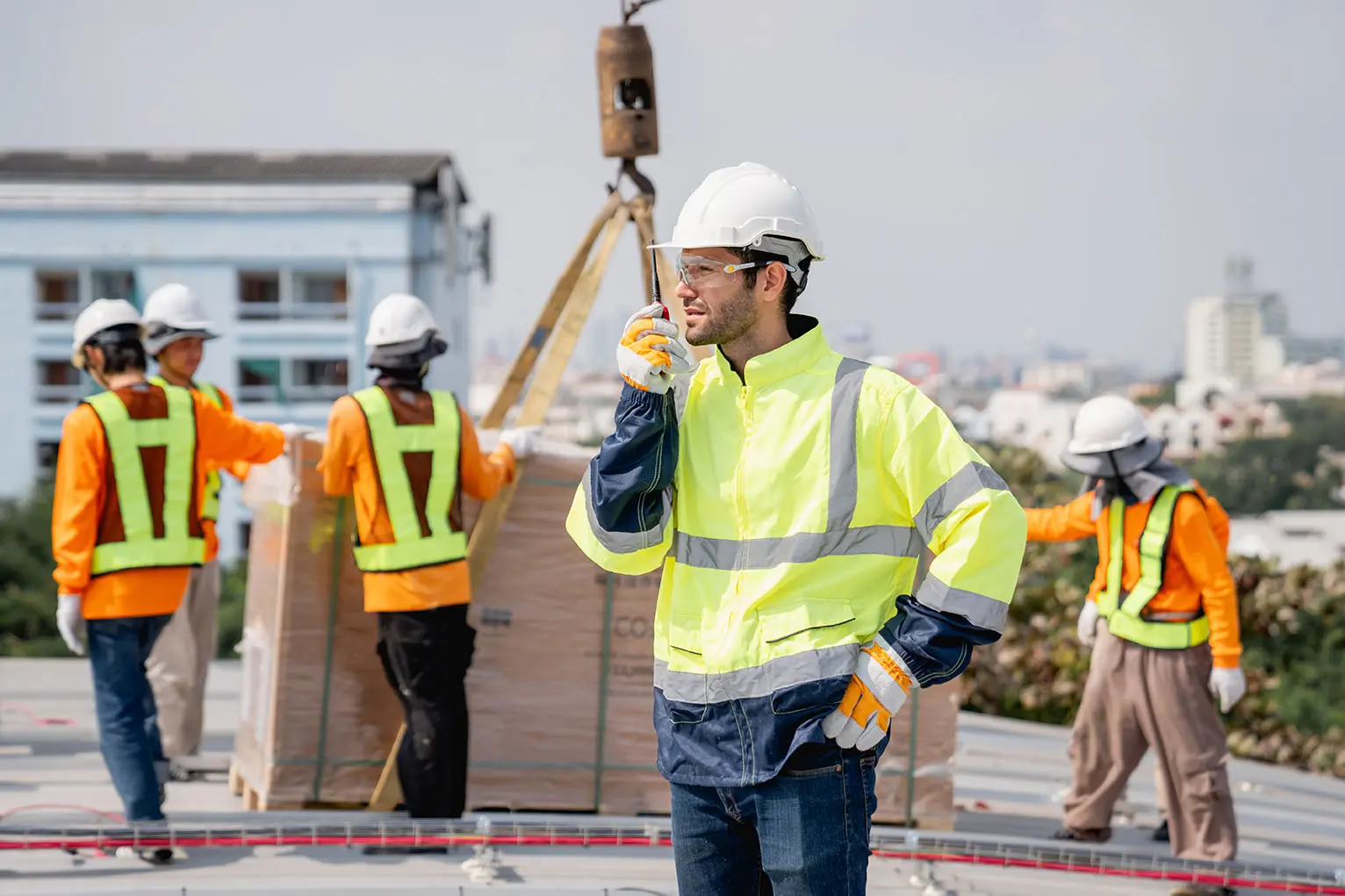 Group-of-Construction-Workers-in-Hi-Vis-Gear